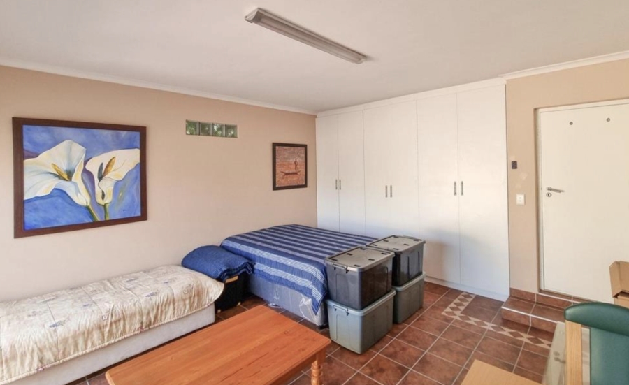 To Let 4 Bedroom Property for Rent in Rosendal Western Cape